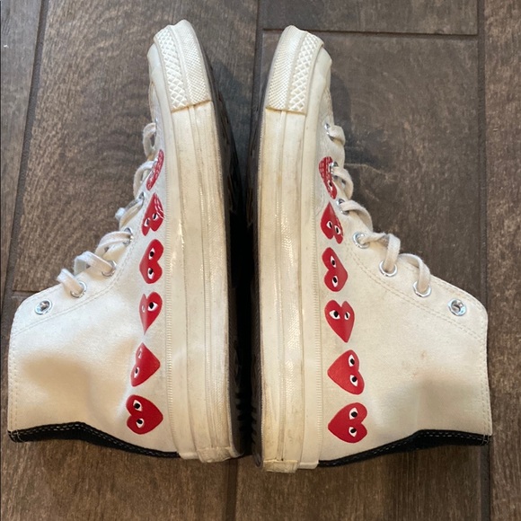 Converse x Comme des Garçons Play High-Top Chuck Taylors Hearts - Picture 7 of 9